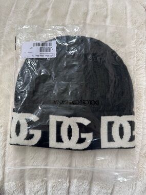 Dolce & Gabbana Black and White Logo Rib Knit Beanie